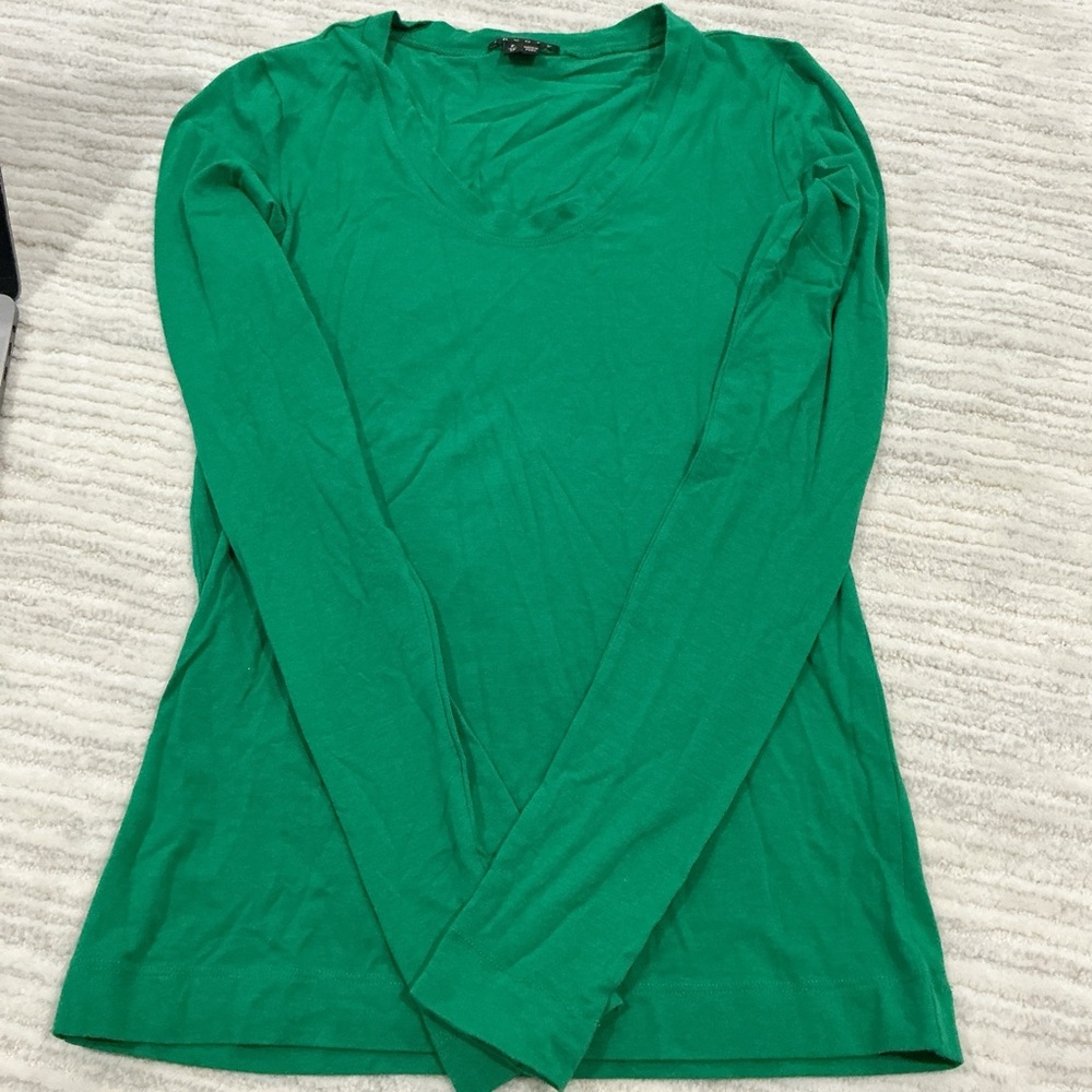 Theory Vibrant Green Long Sleeve Tee